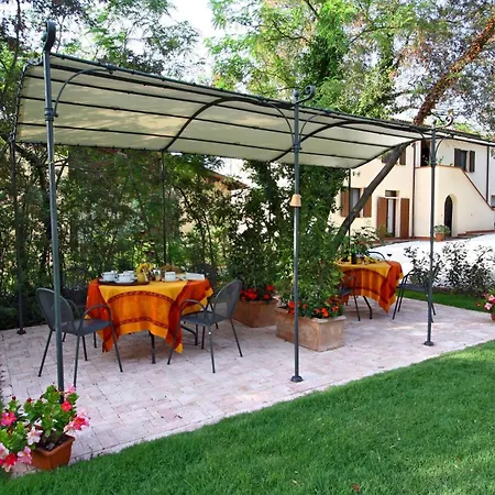 Farm stay La Serra