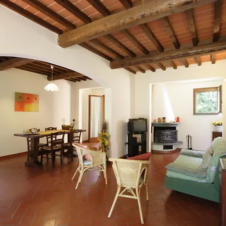 Farm stay La Serra Cenaia
