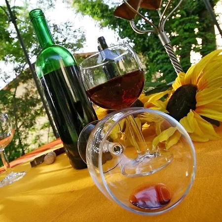 Farm stay La Serra *